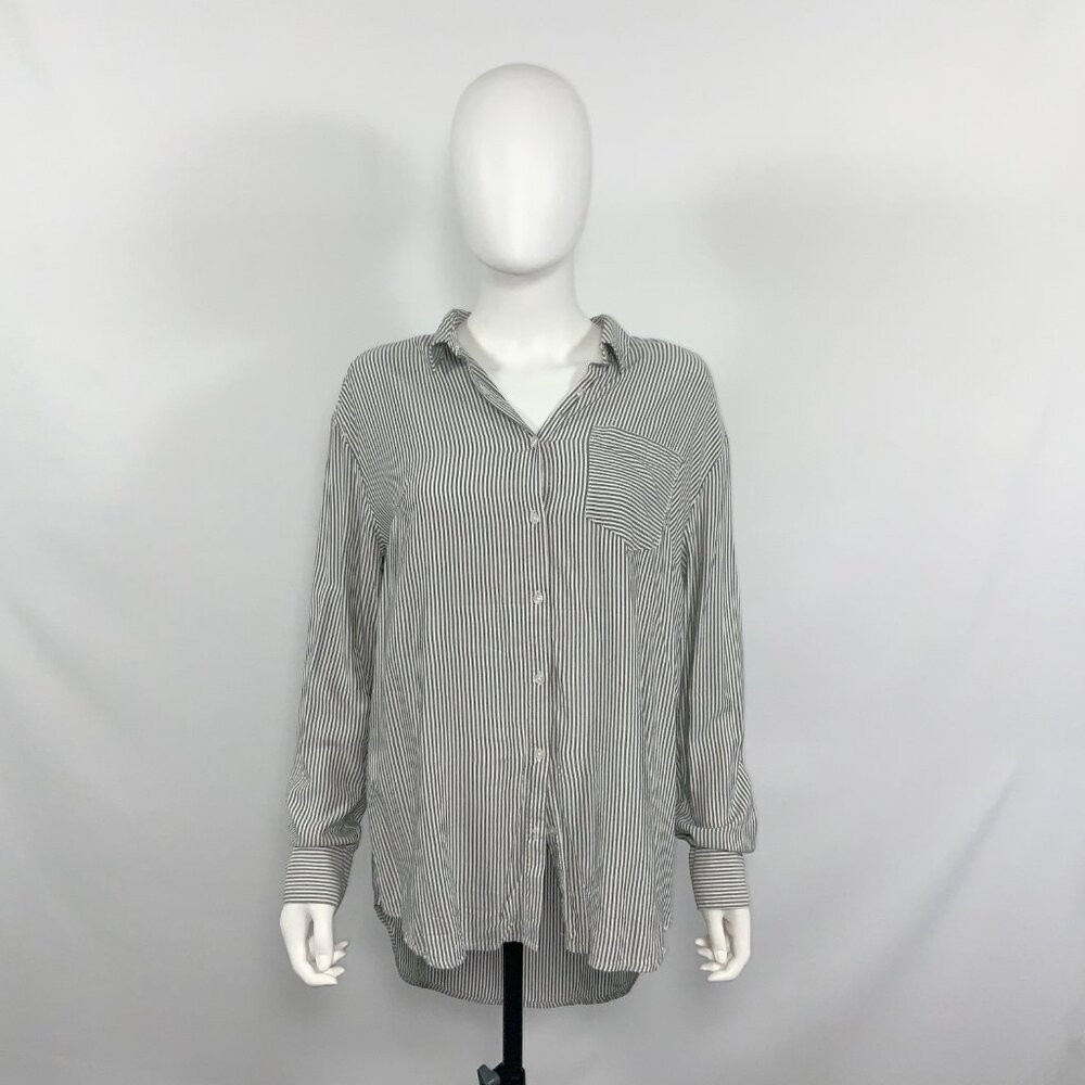 A New Day Shirt Women Striped Grey And White Size L Long Sleeve